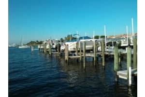 1600 NE Dixie Hwy, Jensen Beach, FL 34957, Sold 04/25/16