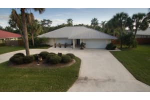 8482 SE Quail Ridge Way, Hobe Sound, FL 33455, Sold 04/22/16