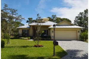 2496 NW Hummingbird Cir, Stuart, FL 34994, Sold 04/28/16