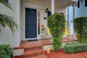 1010 W Heritage Club Cir, Delray Beach, FL 33483, Sold 06/24/16