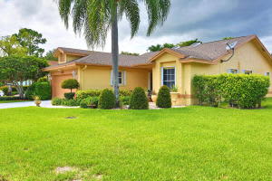 4228 Green Forest Way, Boynton Beach, FL 33436, Sold 09/14/16
