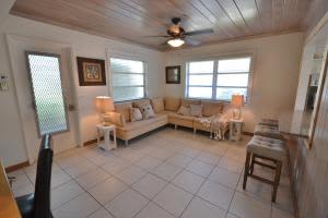 30 Andrews Ave, Delray Beach, FL 33483, Sold 08/17/16