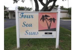 309 Circle Dr S, Boynton Beach, FL 33435, Sold 03/18/16