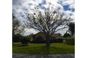 8153 SE Cumberland Cir, Hobe Sound, FL 33455, Sold 04/28/16