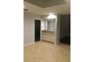 7529 Sierra Dr E, Boca Raton, FL 33433, Sold 04/20/16
