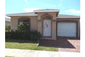 556 E Ridge Cir N, Boynton Beach, FL 33435, Sold 06/20/16