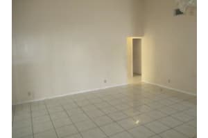 30 Peachtree Pl, Boynton Beach, FL 33436, Sold 05/20/16