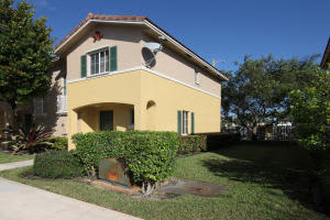 1912 SW 60th Ave, North Lauderdale, FL 33068, Sold 04/25/16