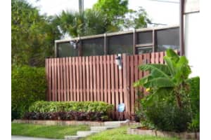 4240 Landar Dr, Lake Worth, FL 33463, Sold 05/13/16