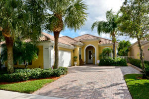 4928 Grassleaf Dr, Palm Beach Gardens, FL 33418, Sold 05/11/16