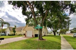 2850 Black Pine Ct, Lake Worth, FL 33462, Sold 04/28/16
