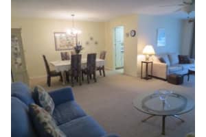7202 W Oakridge Cir, Lantana, FL 33462, Sold 06/03/16
