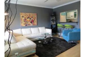 1001 NE 8th Ave, Delray Beach, FL 33483, Sold 04/29/16