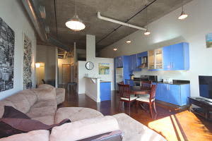 185 NE 4th Ave, Delray Beach, FL 33483, Sold 03/29/16