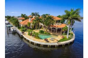 872 NE 35th St, Boca Raton, FL 33431, Sold 10/04/16