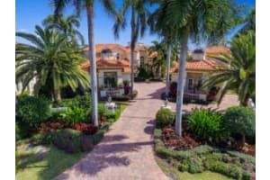 872 NE 35th St, Boca Raton, FL 33431, Sold 10/04/16
