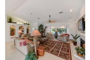 8908 SE Star Island Way, Hobe Sound, FL 33455, Sold 03/30/16