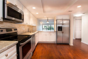 1036 US-1, North Palm Beach, FL 33408, Sold 03/17/16