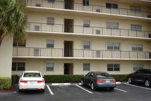 410 Wilma Cir, Riviera Beach, FL 33404, Sold 03/21/16