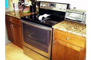 434 7th Ln SW, Vero Beach, FL 32962, Sold 05/24/16