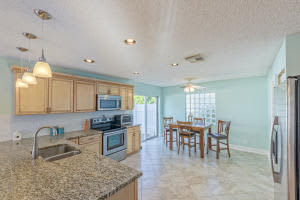 1033 Fosters Mill Rd, Boynton Beach, FL 33436, Sold 05/31/16