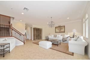 814 Virginia Gardens Dr, Boynton Beach, FL 33435, Sold 07/14/17
