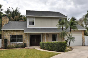 284 Westwood Cir N, West Palm Beach, FL 33411, Sold 05/23/16