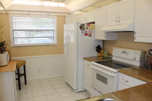 555 Banyan Tree Ln, Delray Beach, FL 33483, Sold 03/28/16