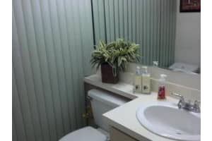 1933 Hartford Ct, West Palm Beach, FL 33409, Sold 04/01/16