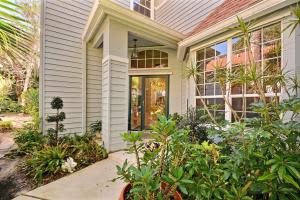 8859 Lakeside Cir, Vero Beach, FL 32963, Sold 05/27/16