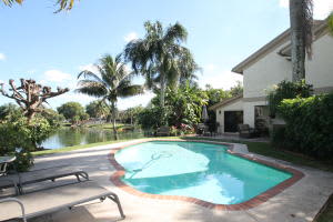 4060 SW 83rd Way, Davie, FL 33328, Sold 05/27/16