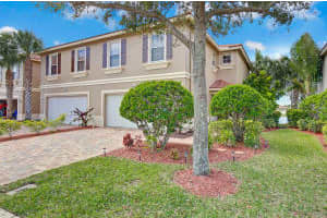4301 Cohune Palm Ct, Greenacres, FL 33463, Sold 04/04/16