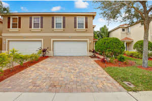 4301 Cohune Palm Ct, Greenacres, FL 33463, Sold 04/04/16