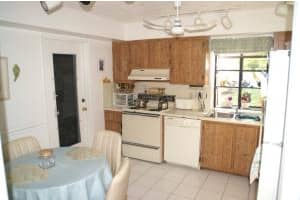 23 Ridge Pointe Dr, Boynton Beach, FL 33435, Sold 06/09/16