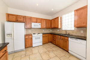 6528 Spring Meadow Dr, Greenacres, FL 33413, Sold 04/26/16