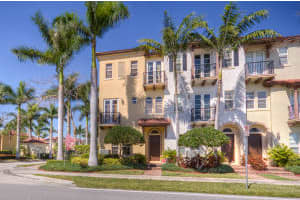 62 Via Floresta Dr, Boca Raton, FL 33487, Sold 05/13/16