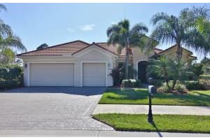 3220 NW Crystal Lake Dr, Jensen Beach, FL 34957, Sold 07/11/16