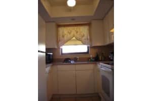 890 N Federal Hwy APT 104, Lantana, FL 33462, Sold 06/17/16