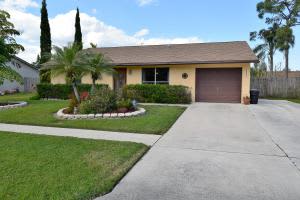 4625 Carthage Cir N, Lake Worth, FL 33463, Sold 04/25/16