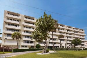 3051 S Ocean Blvd, Boca Raton, FL 33432, Sold 06/01/16