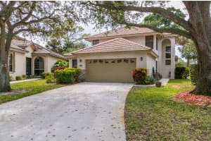 4920 Sherwood Forest Dr, Delray Beach, FL 33445, Sold 07/25/16
