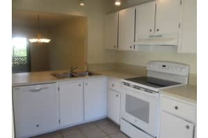 190 SE 7th St, Deerfield Beach, FL 33441, Sold 06/28/16