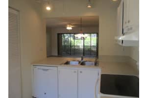 190 SE 7th St, Deerfield Beach, FL 33441, Sold 06/28/16