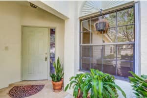 4400 Sherwood Forest Dr, Delray Beach, FL 33445, Sold 12/01/16