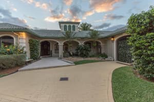 3261 Old Hampton Dr, Wellington, FL 33414, Sold 04/27/18