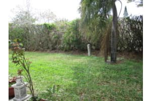 1056 S Oakridge Cir, Lantana, FL 33462, Sold 05/27/16