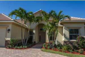 7370 SE Pierre Cir, Stuart, FL 34997, Sold 05/20/16