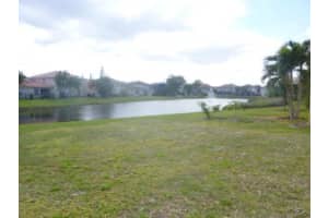 9042 Silver Glen Way, Lake Worth, FL 33467, Sold 05/17/16