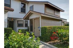 6230 N Mirror Lake Dr, Sebastian, FL 32958, Sold 02/24/17