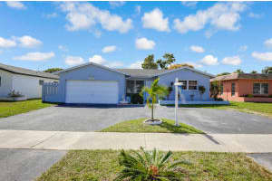 5820 NW 56th Pl, Tamarac, FL 33319, Sold 04/27/16